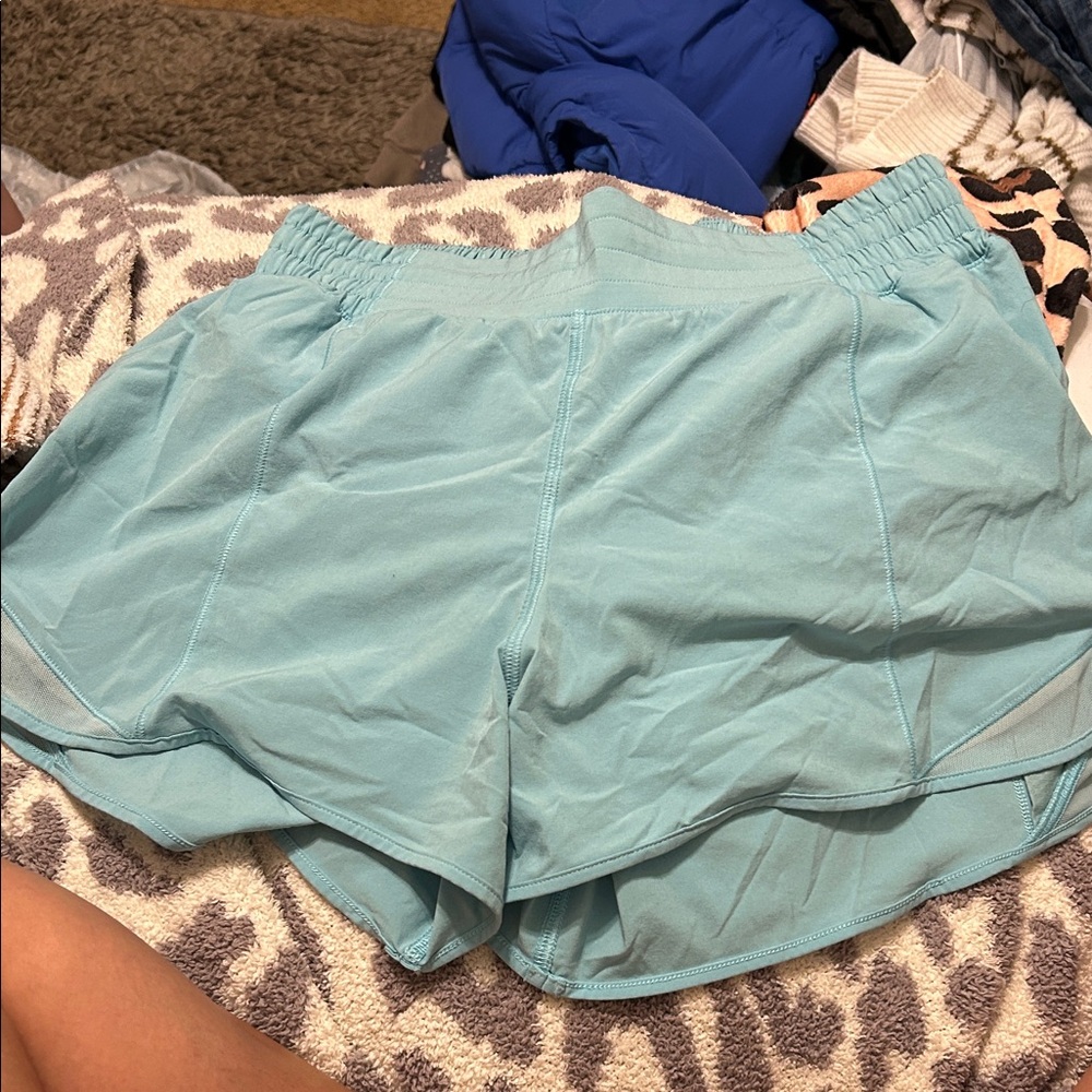 size 8 lulu shorts